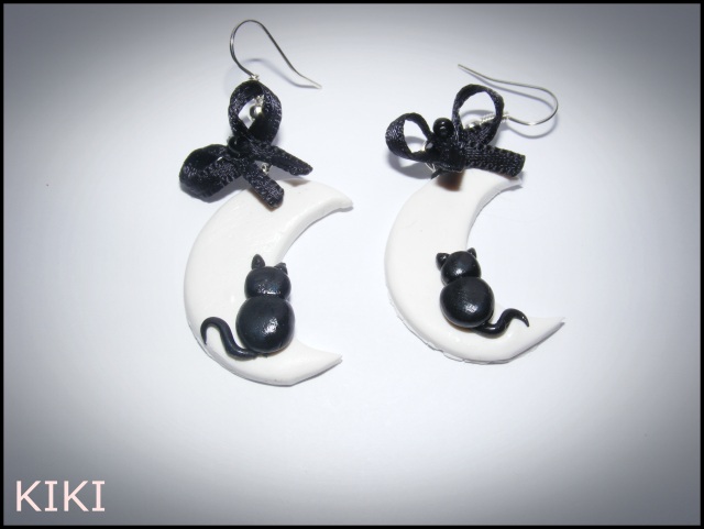 Moon cat earrings